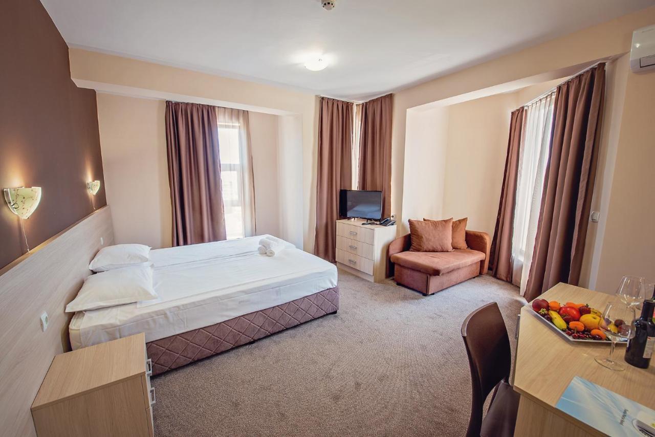 Hotel Santa Maria Obzor Esterno foto
