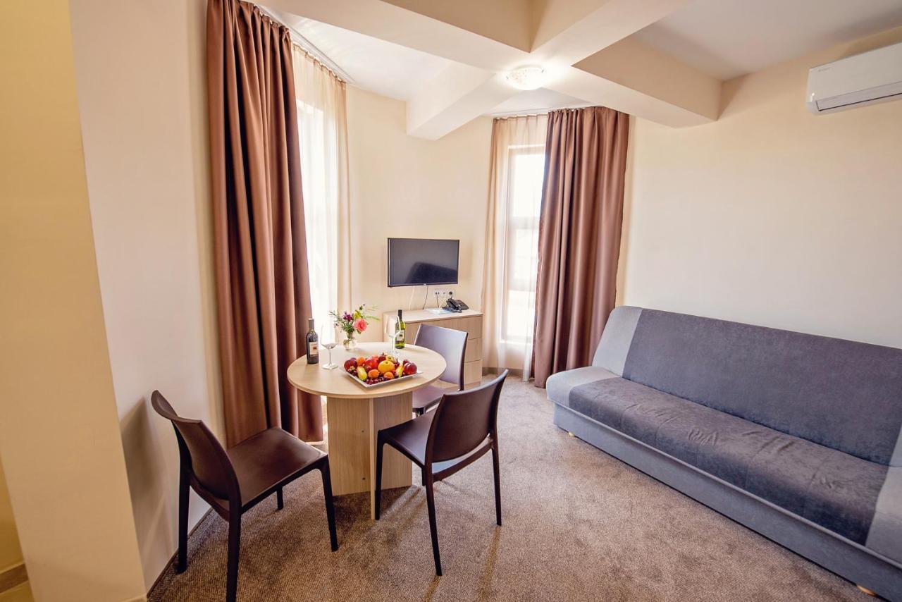 Hotel Santa Maria Obzor Esterno foto