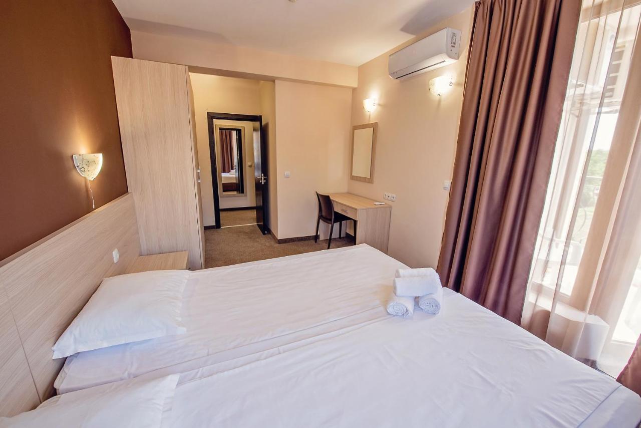 Hotel Santa Maria Obzor Esterno foto