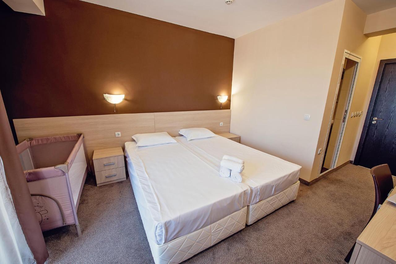 Hotel Santa Maria Obzor Esterno foto