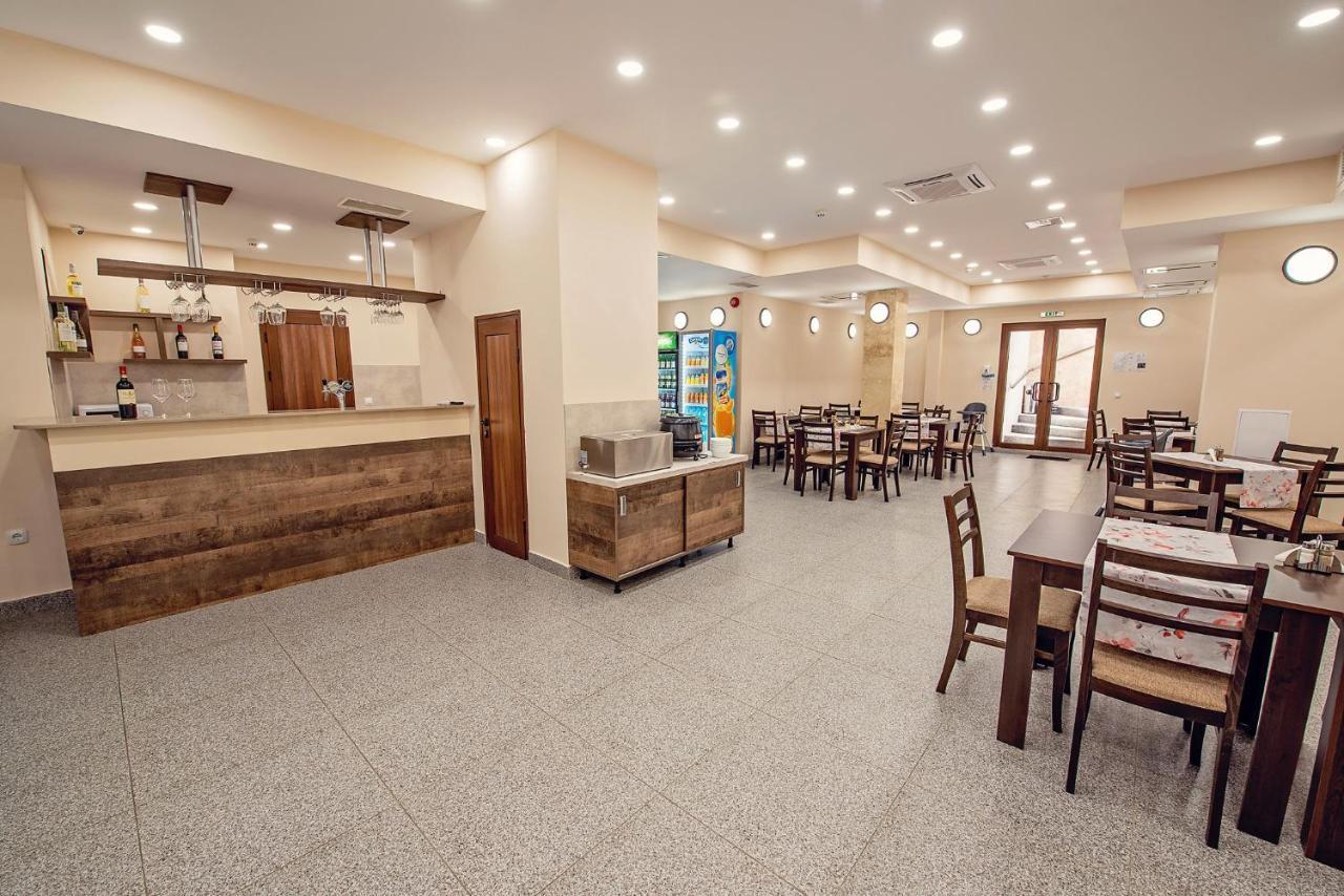 Hotel Santa Maria Obzor Esterno foto
