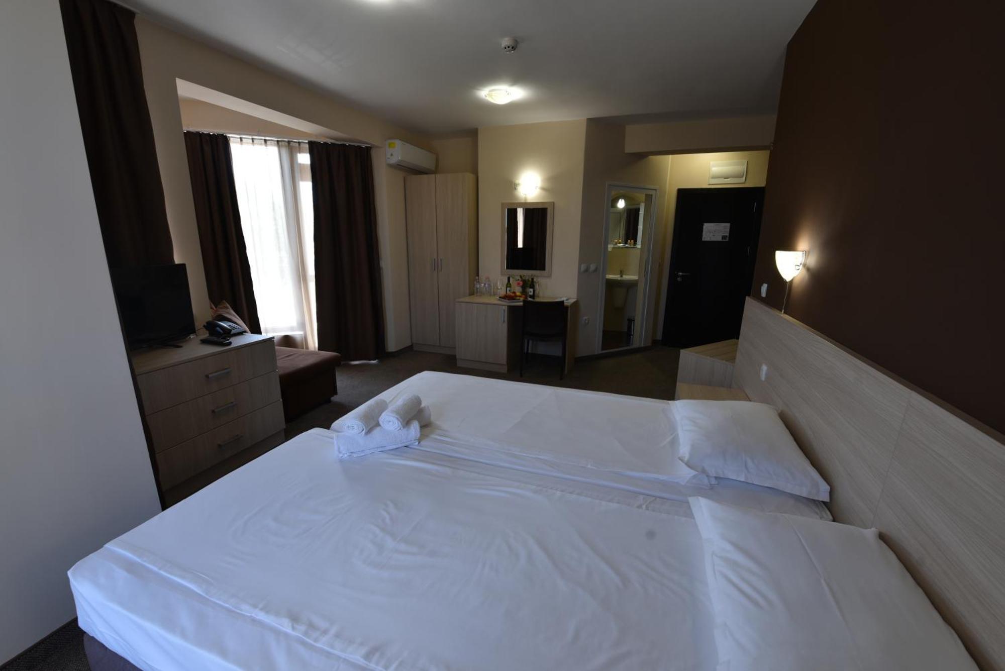 Hotel Santa Maria Obzor Esterno foto